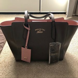 ❌SOLD ❌Gucci Swing Tote Bag Gray/Pink